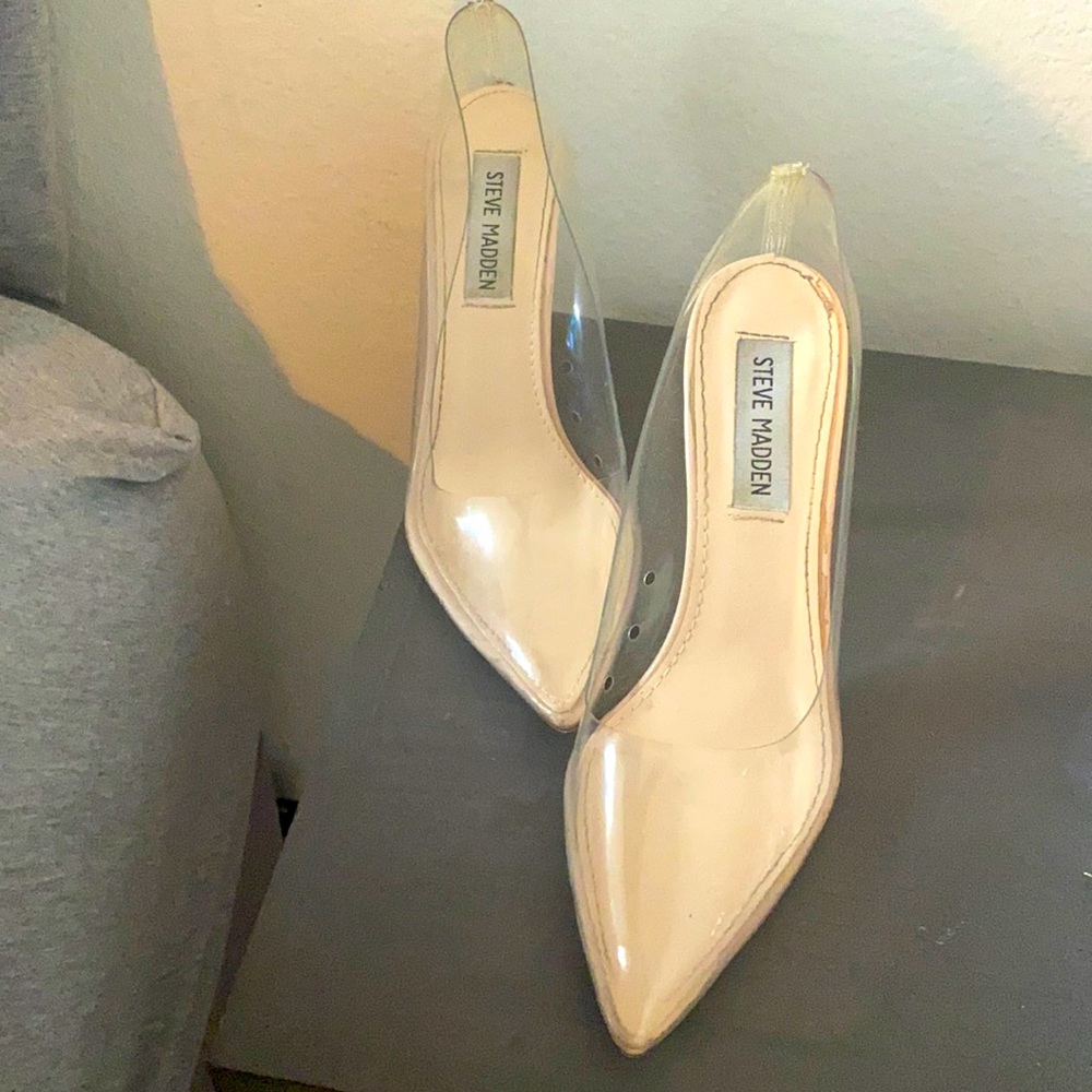 Vegas Clear heels